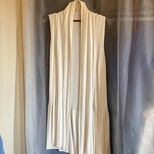 Belldini sweater vest in cream color.